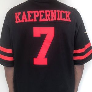 Colin Kaepernick, San francisco 49er’s Jersey